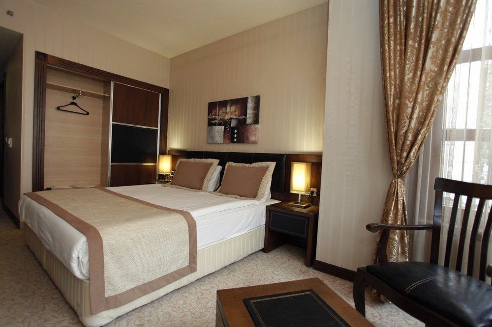 Dream Life Hotel 4*